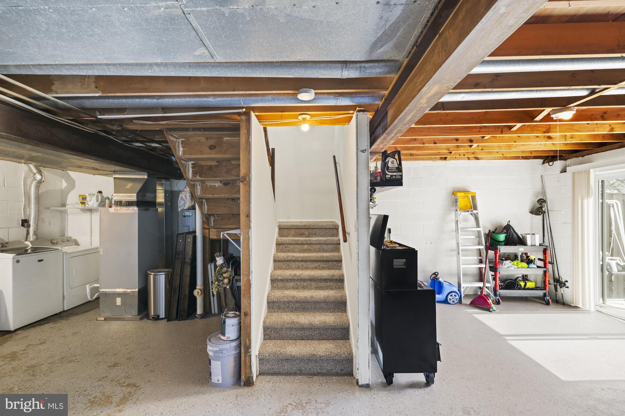 WASHINGTON SQUARE - Residential