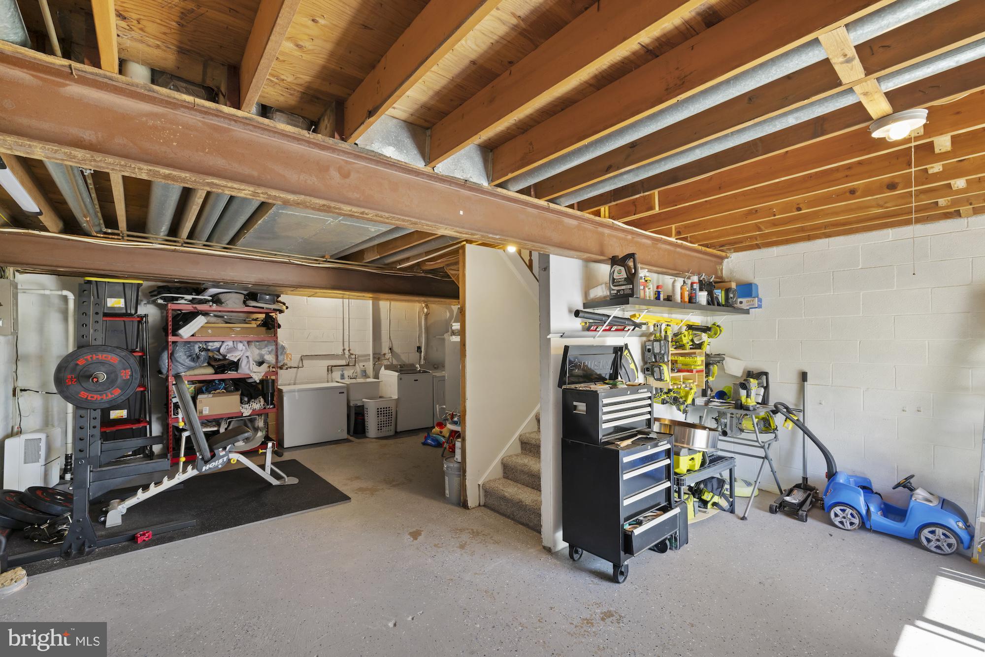 WASHINGTON SQUARE - Residential