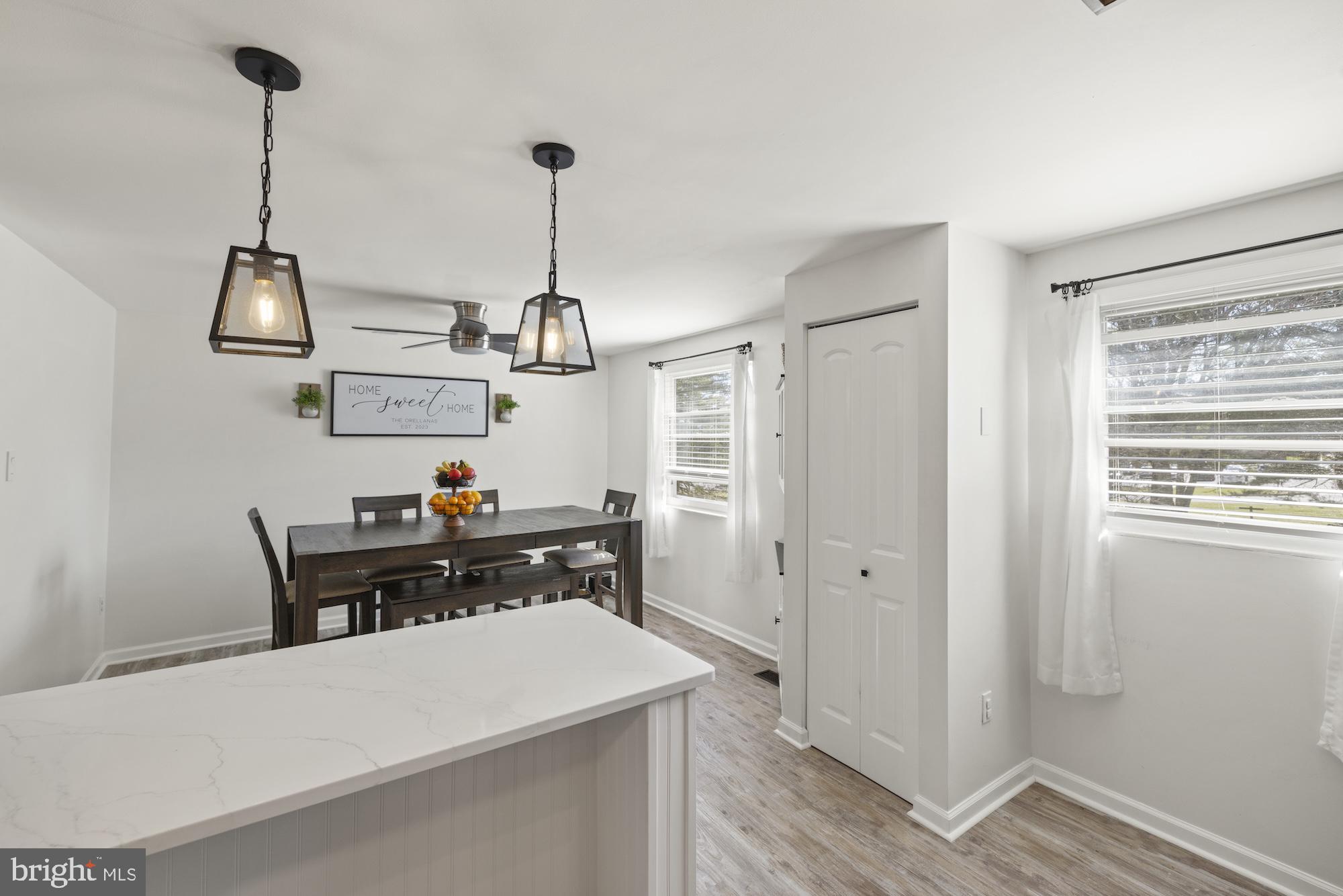 WASHINGTON SQUARE - Residential