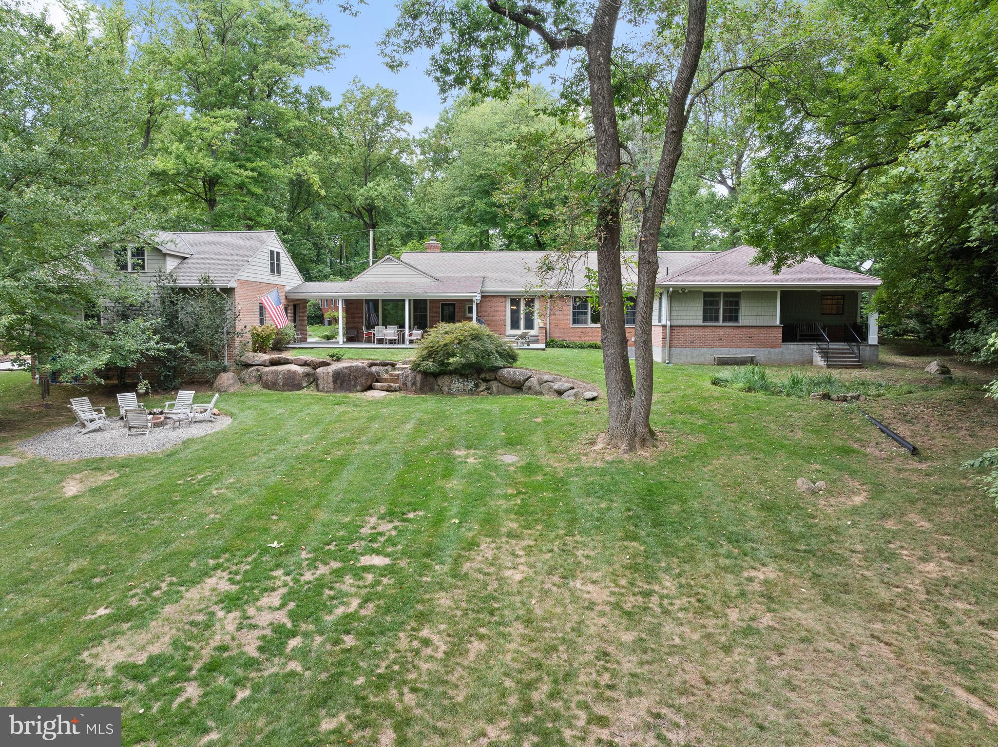 BUTTONWOOD FARMS - Residential