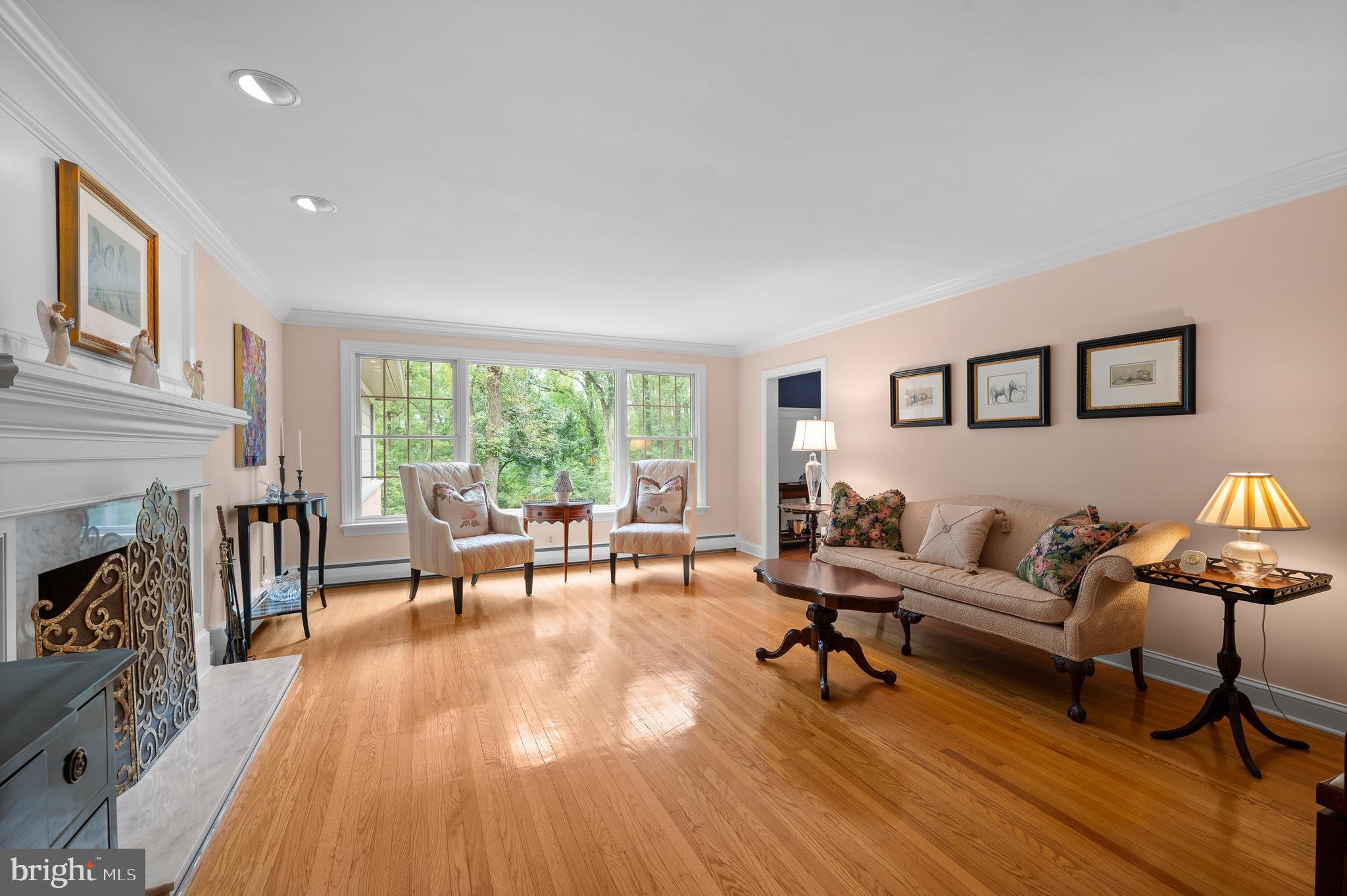 BUTTONWOOD FARMS - Residential