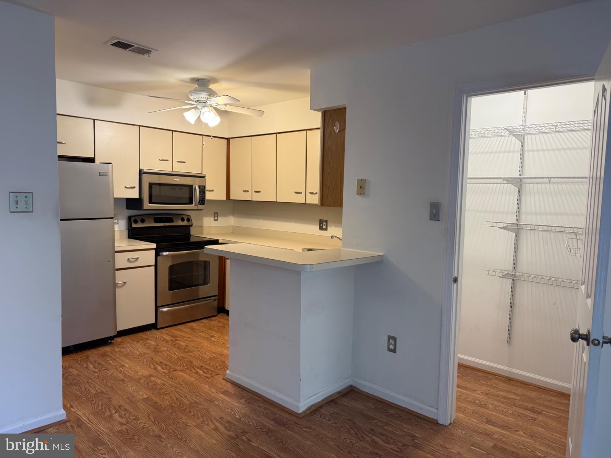 113 FOXMEADOW DRIVE CONDO 113