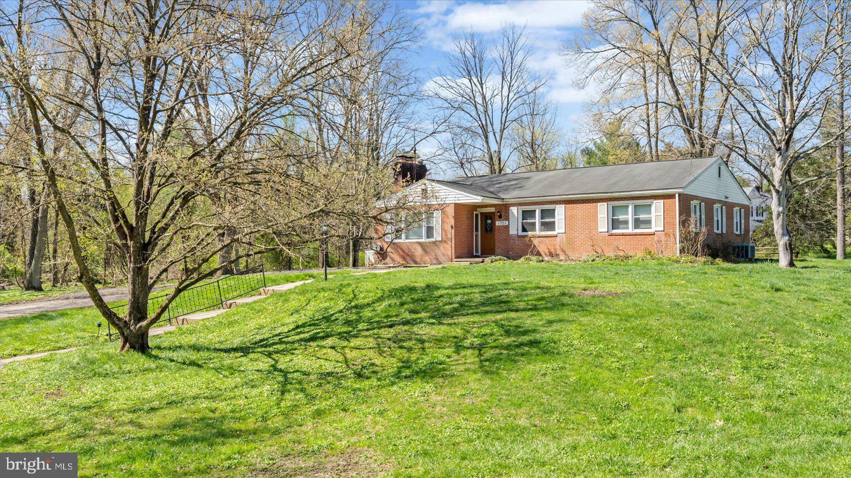 TOWSON - Residential