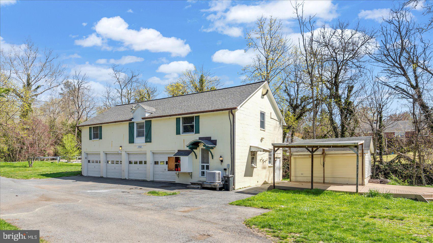 TOWSON - Residential