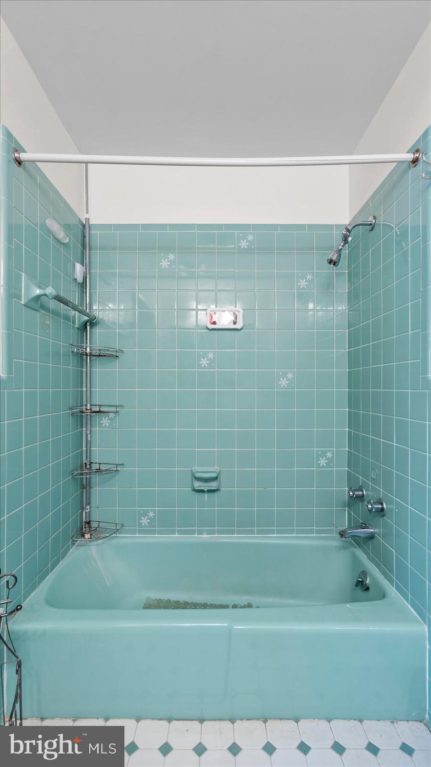 TOWSON - Residential