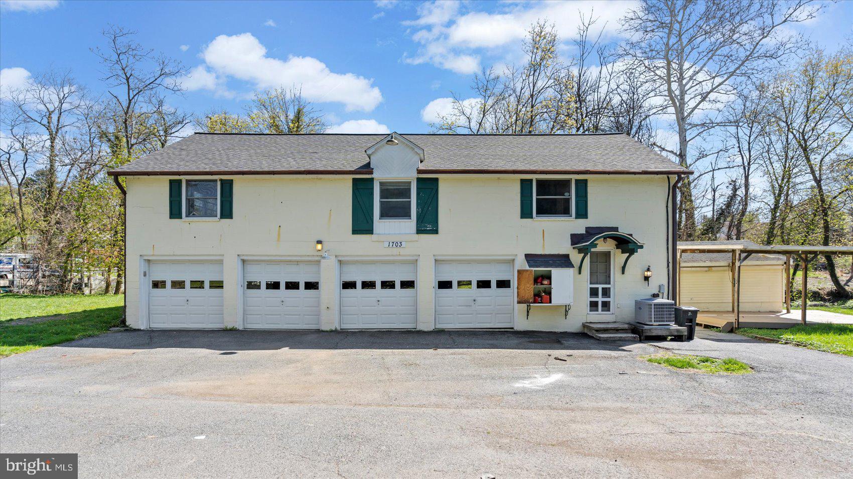 TOWSON - Residential