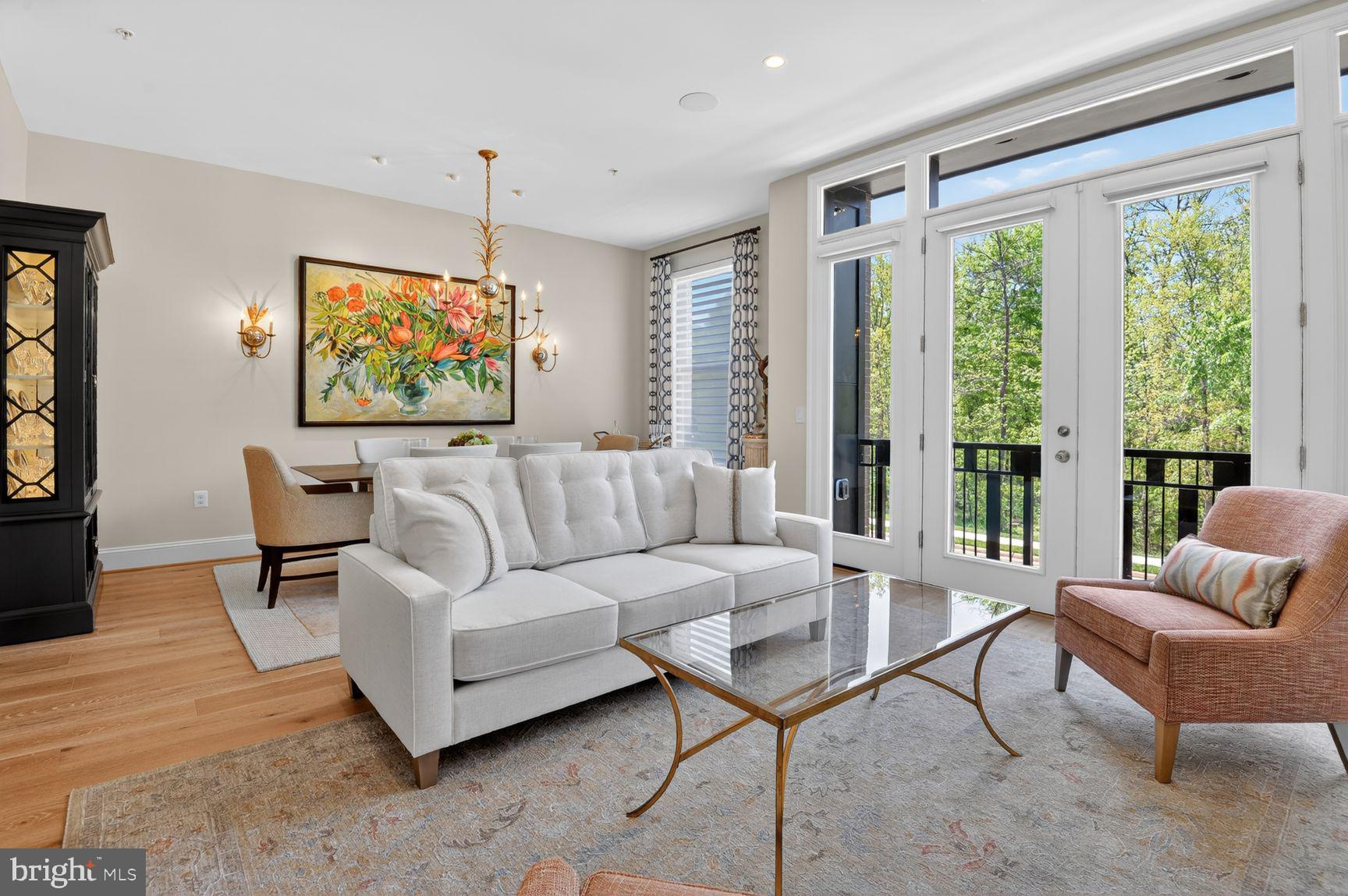 ONE LOUDOUN - Residential