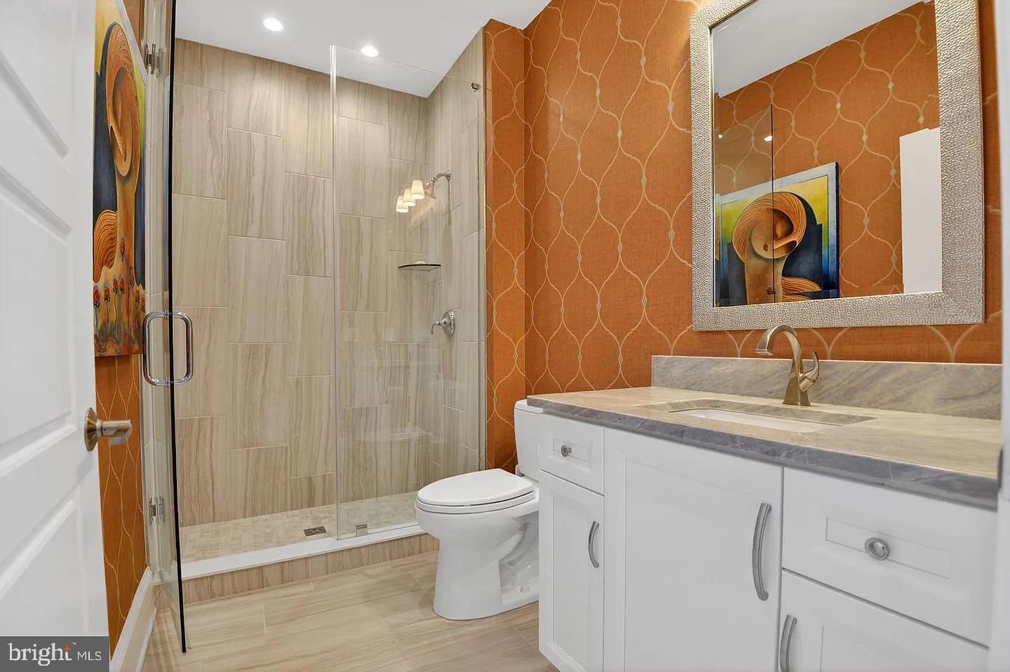 ONE LOUDOUN - Residential