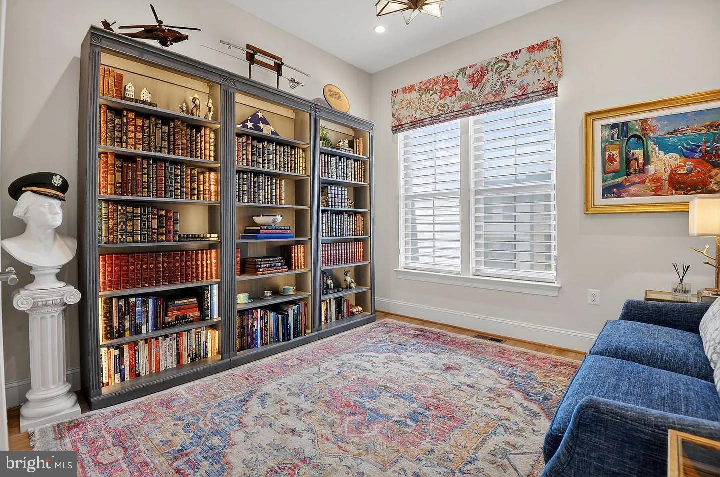 ONE LOUDOUN - Residential