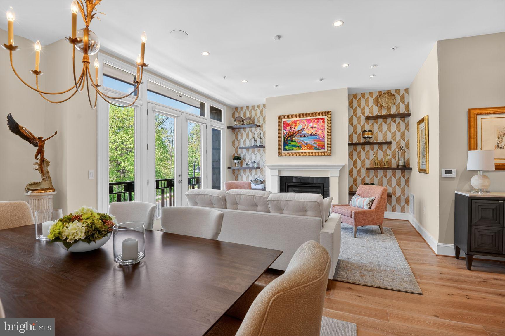 ONE LOUDOUN - Residential