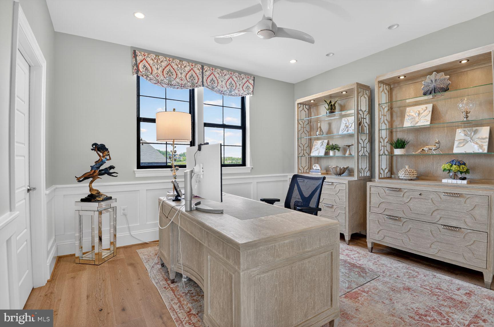 ONE LOUDOUN - Residential