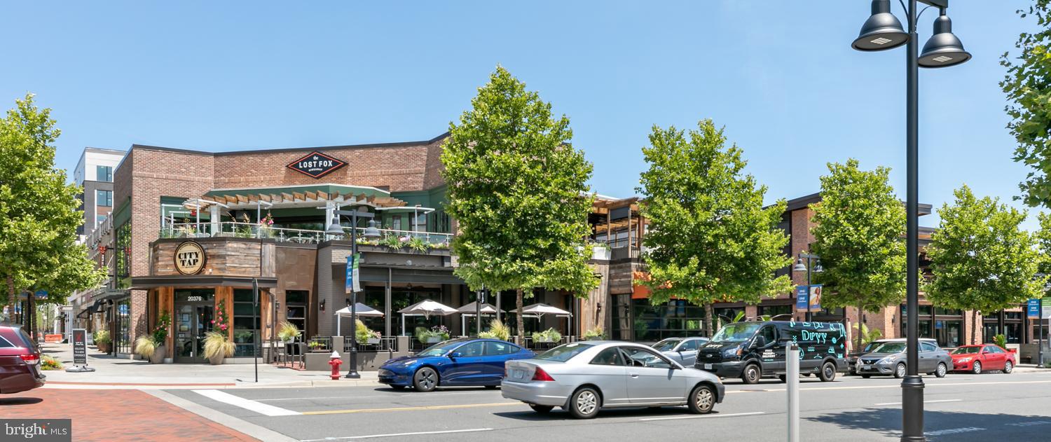 ONE LOUDOUN - Residential