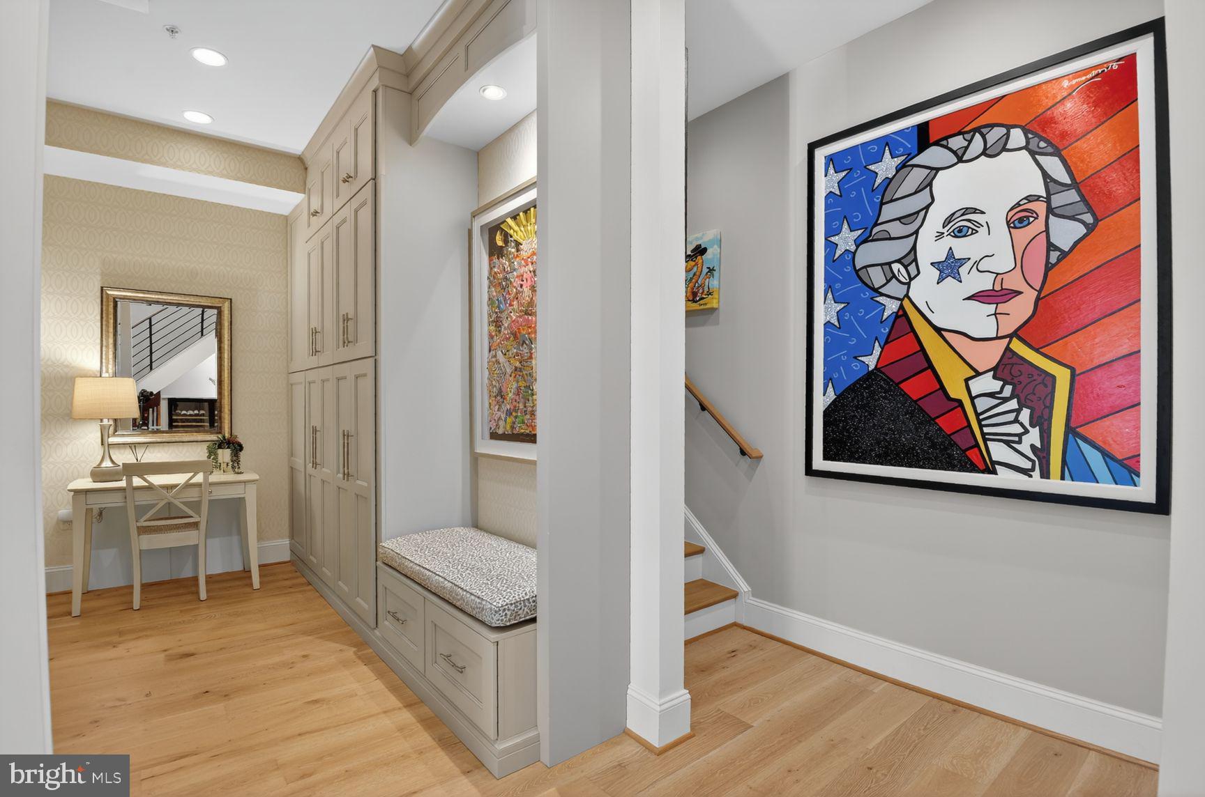 ONE LOUDOUN - Residential