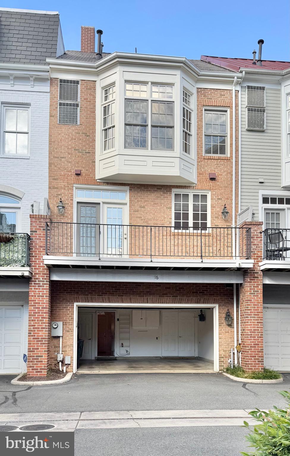 FORDS LANDING - Residential Lease