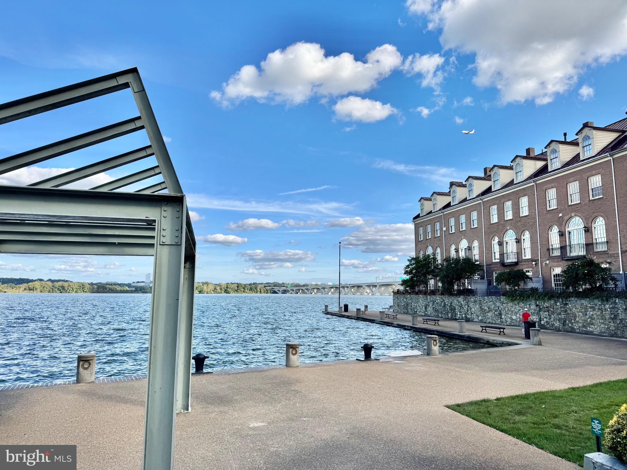 FORDS LANDING - Residential Lease