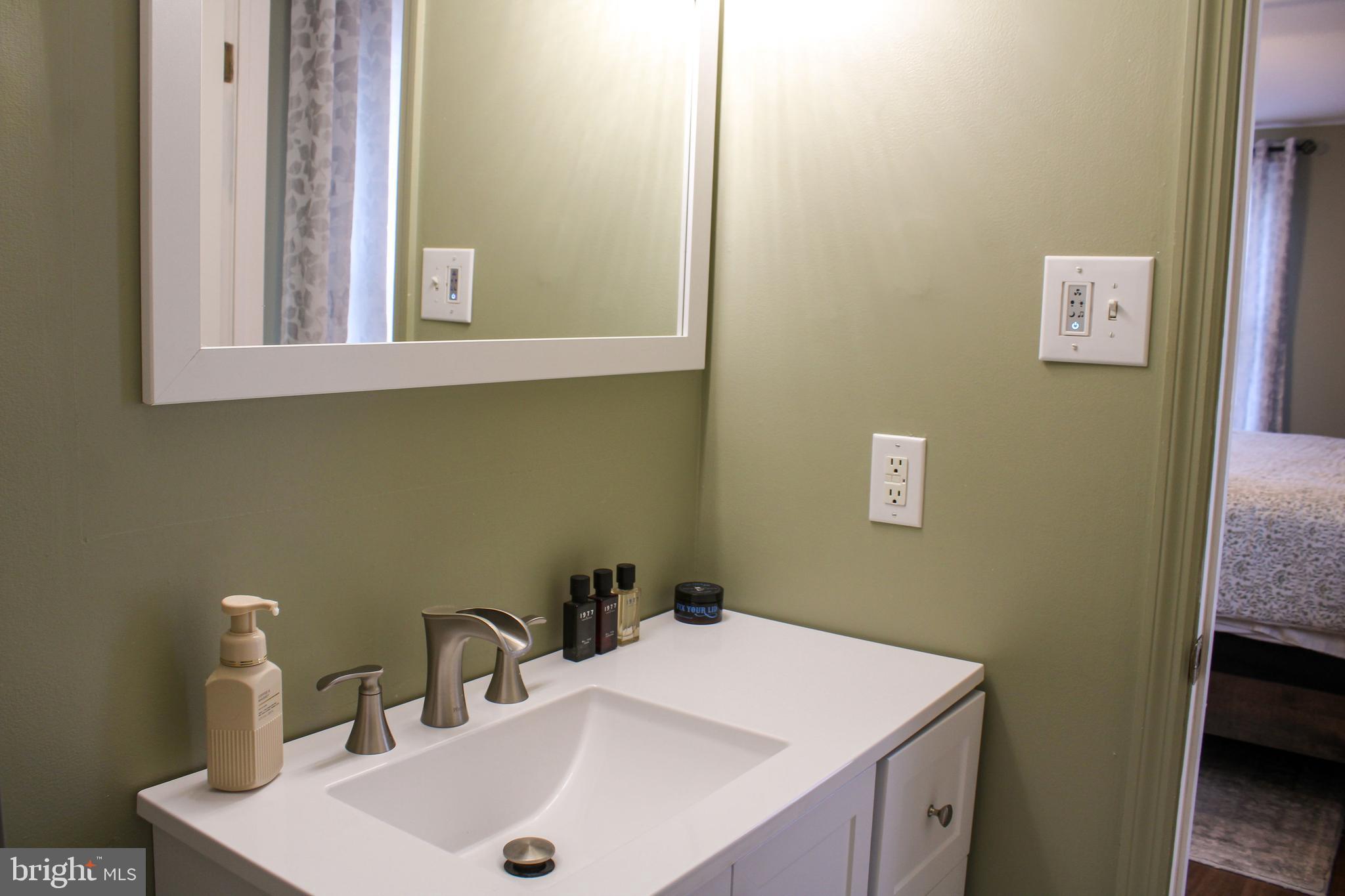 HOPE VALLEY - Residential