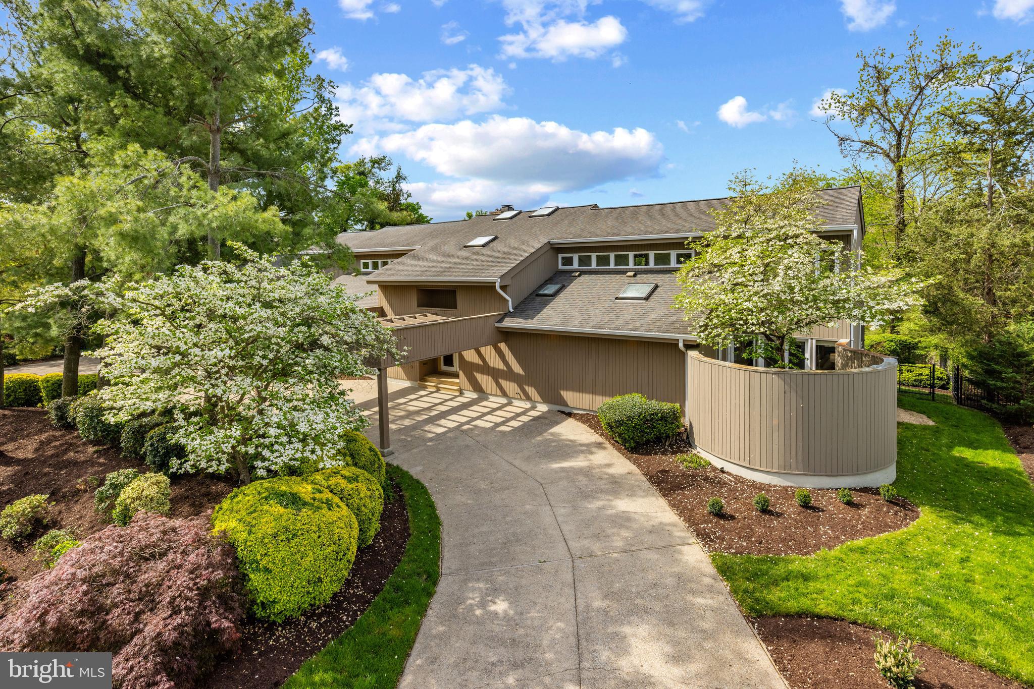 STRATFORD LANDING - Residential