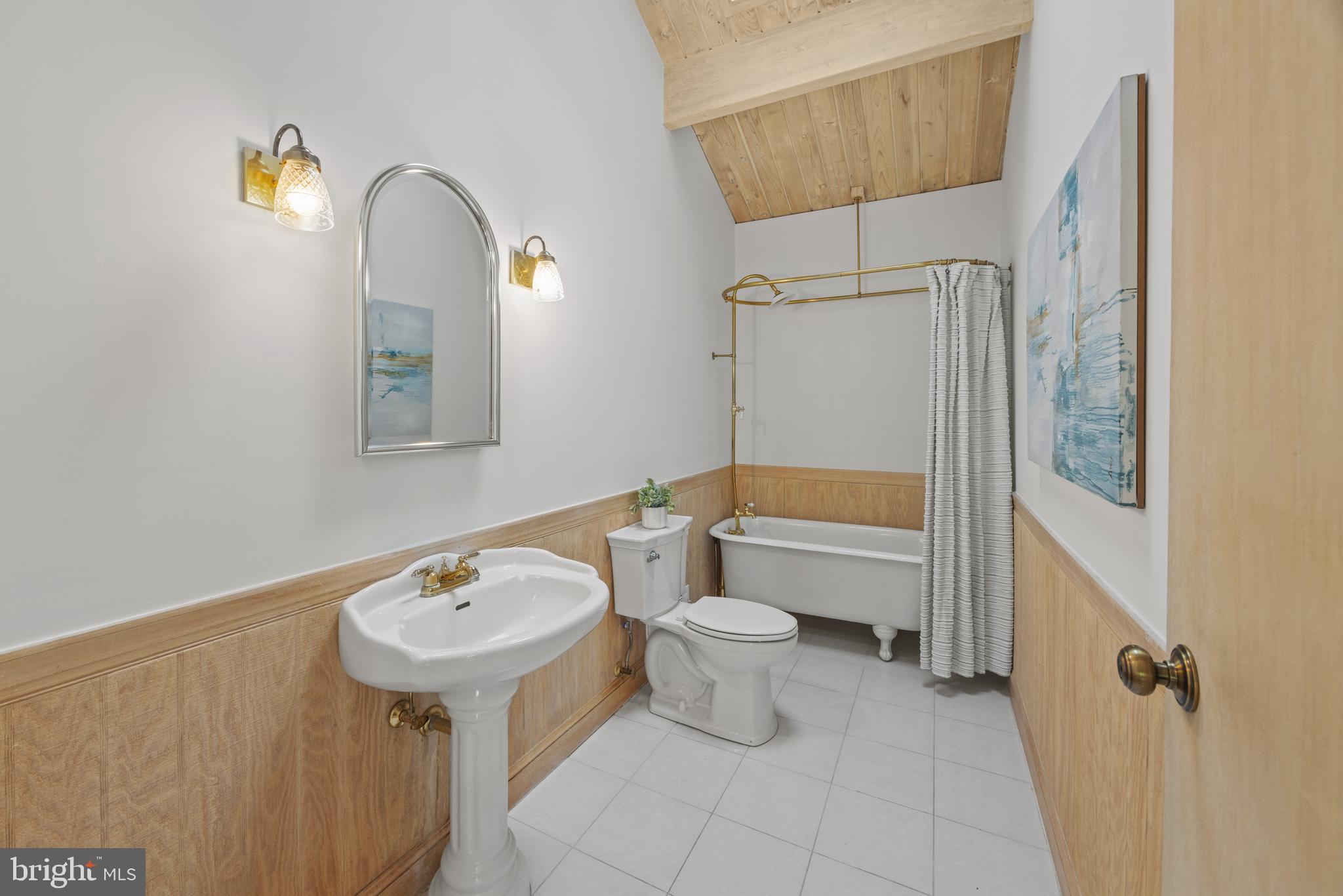 STRATFORD LANDING - Residential