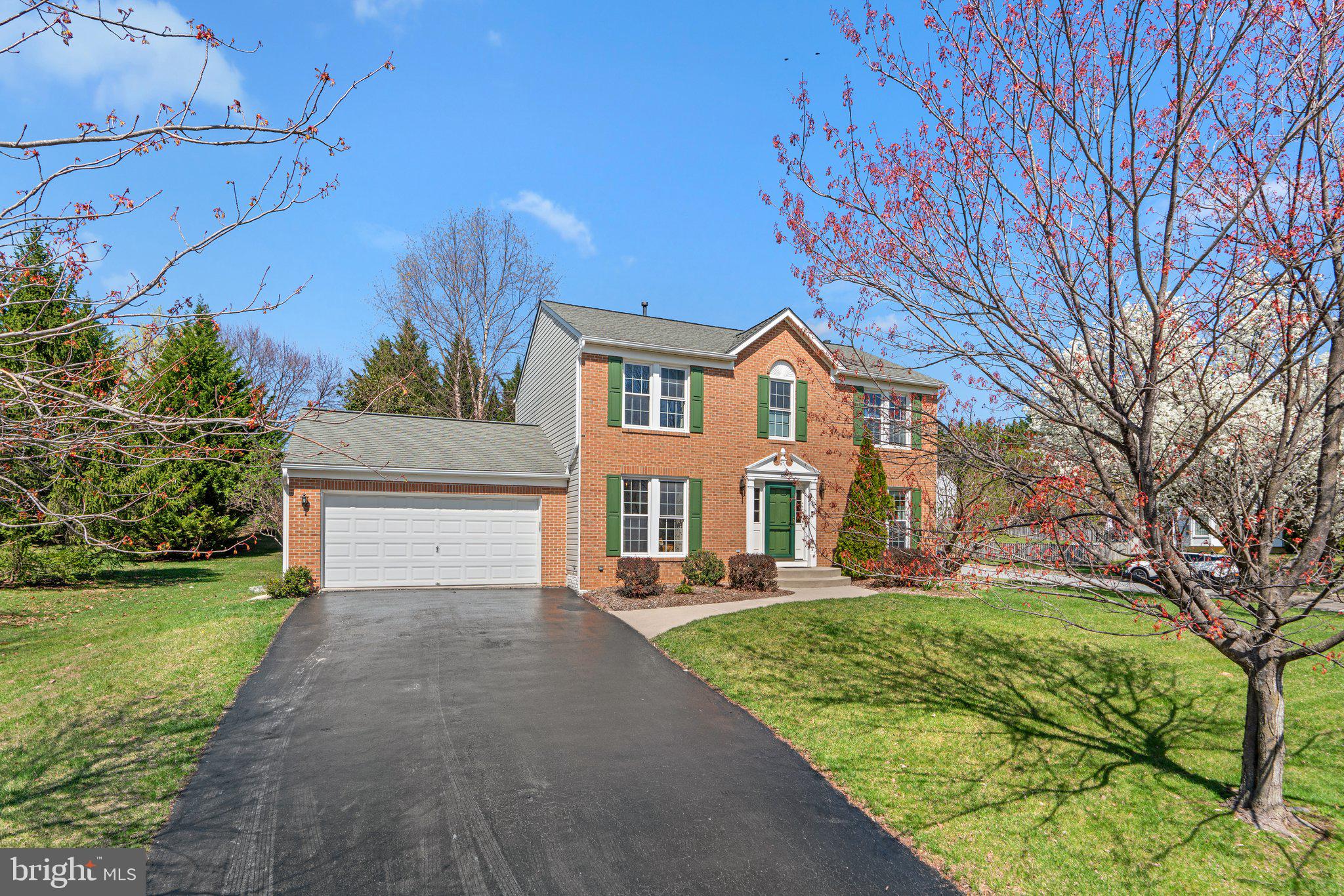 MONTGOMERY MEADOWS - Residential