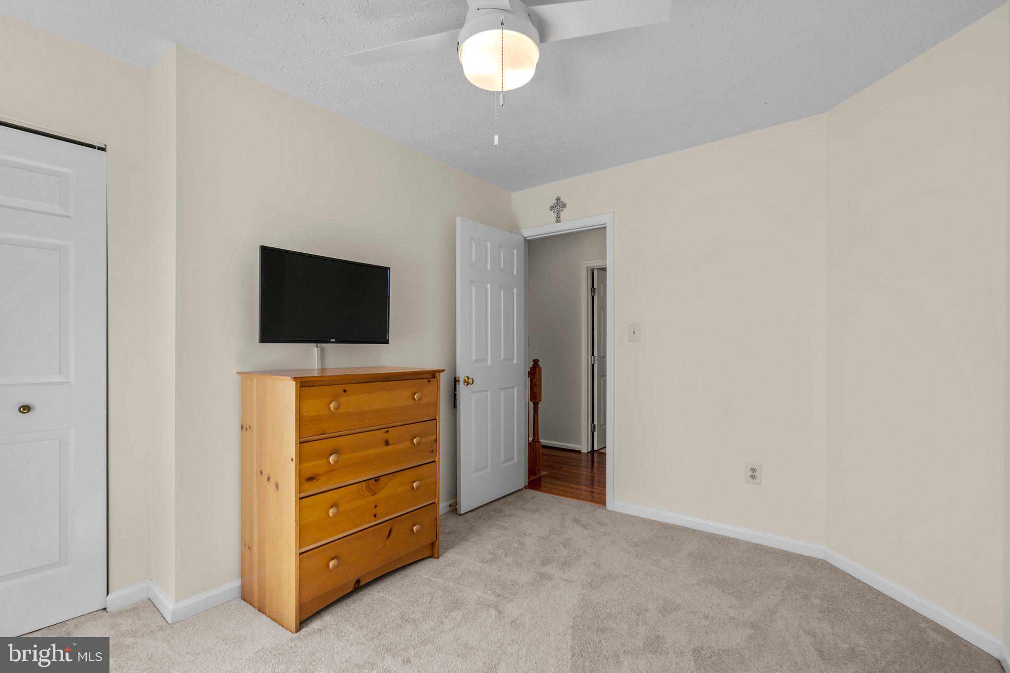 MONTGOMERY MEADOWS - Residential