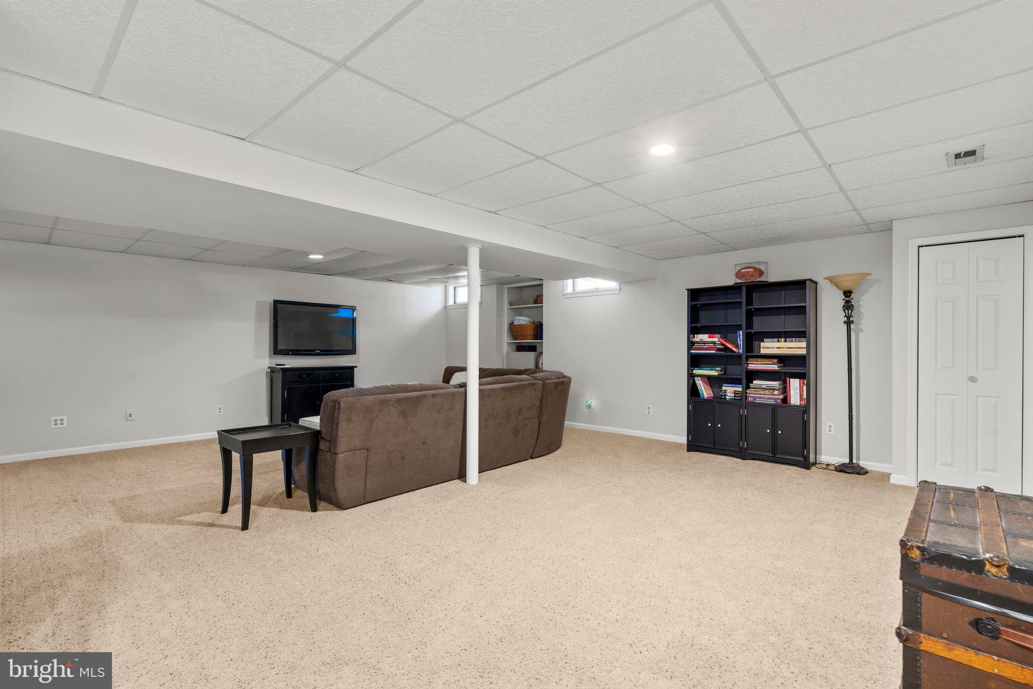 MONTGOMERY MEADOWS - Residential