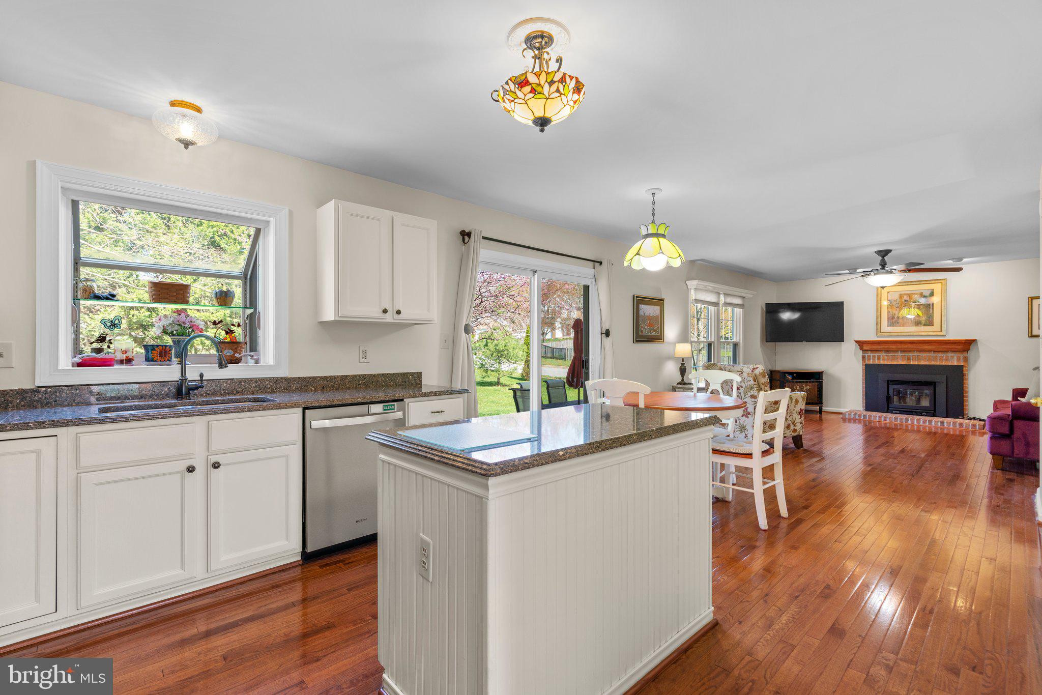 MONTGOMERY MEADOWS - Residential