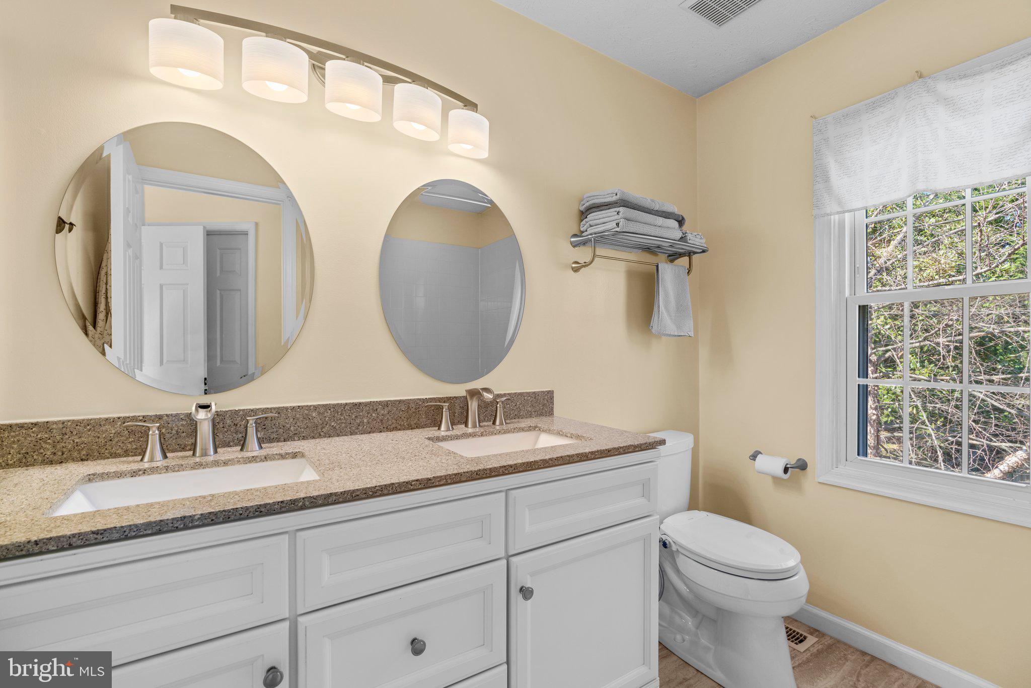 MONTGOMERY MEADOWS - Residential