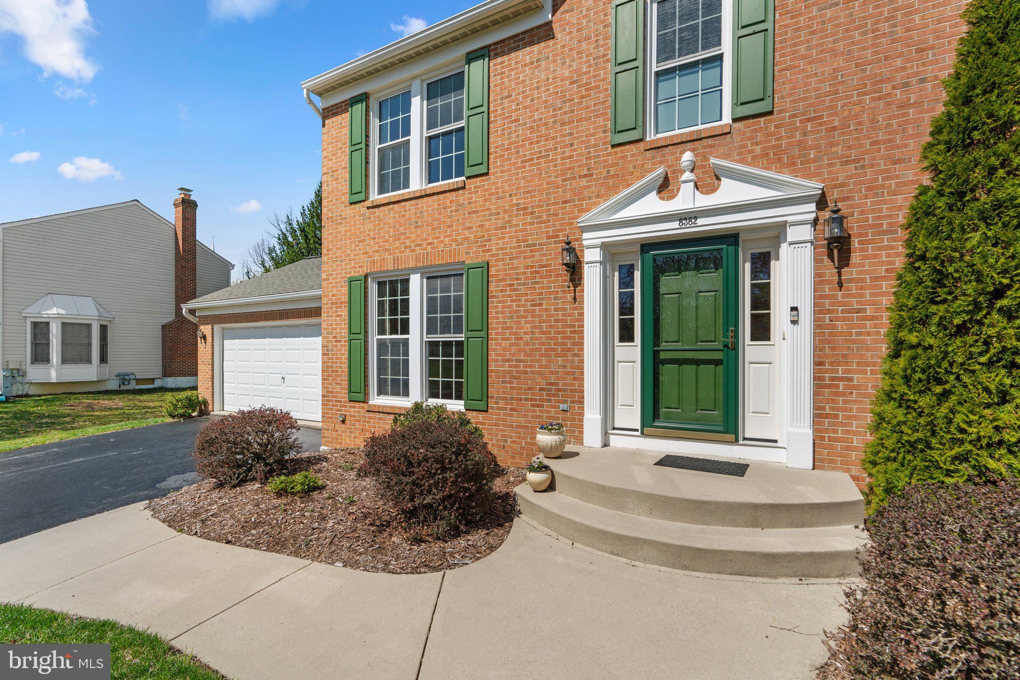 MONTGOMERY MEADOWS - Residential