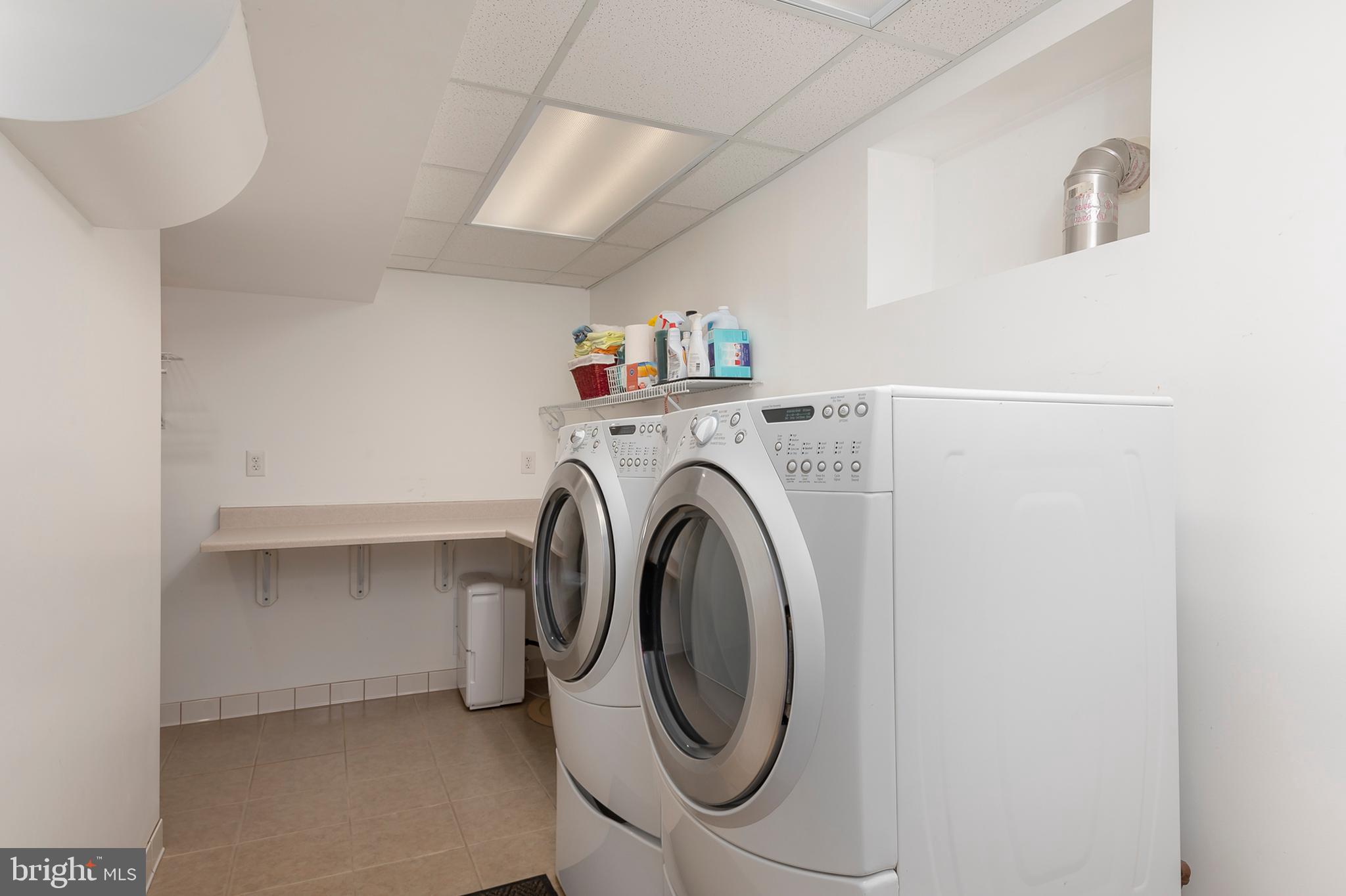 CHATHAM MEWS - Residential