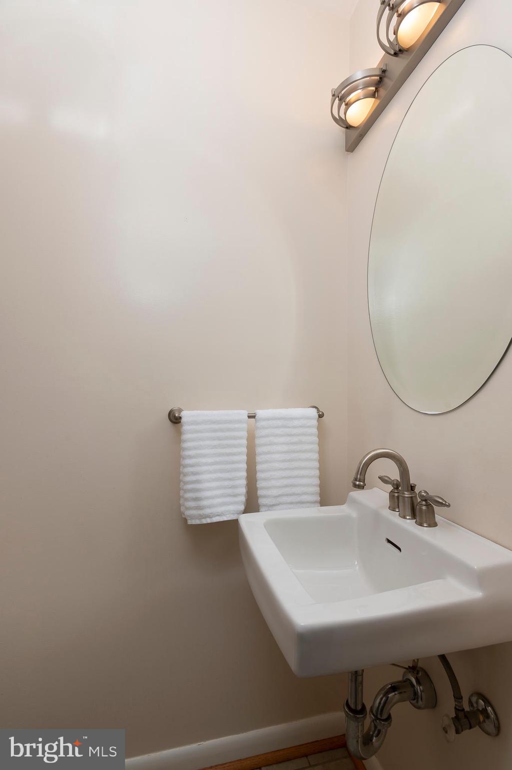 CHATHAM MEWS - Residential