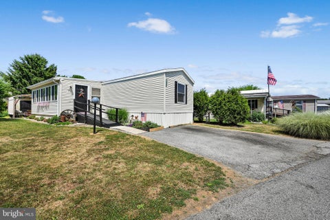 Mobile Home For Sale - 717 Palm City Park Tp-0232 Park<br/> Lebanon County, ANNVILLE, PA 17003
