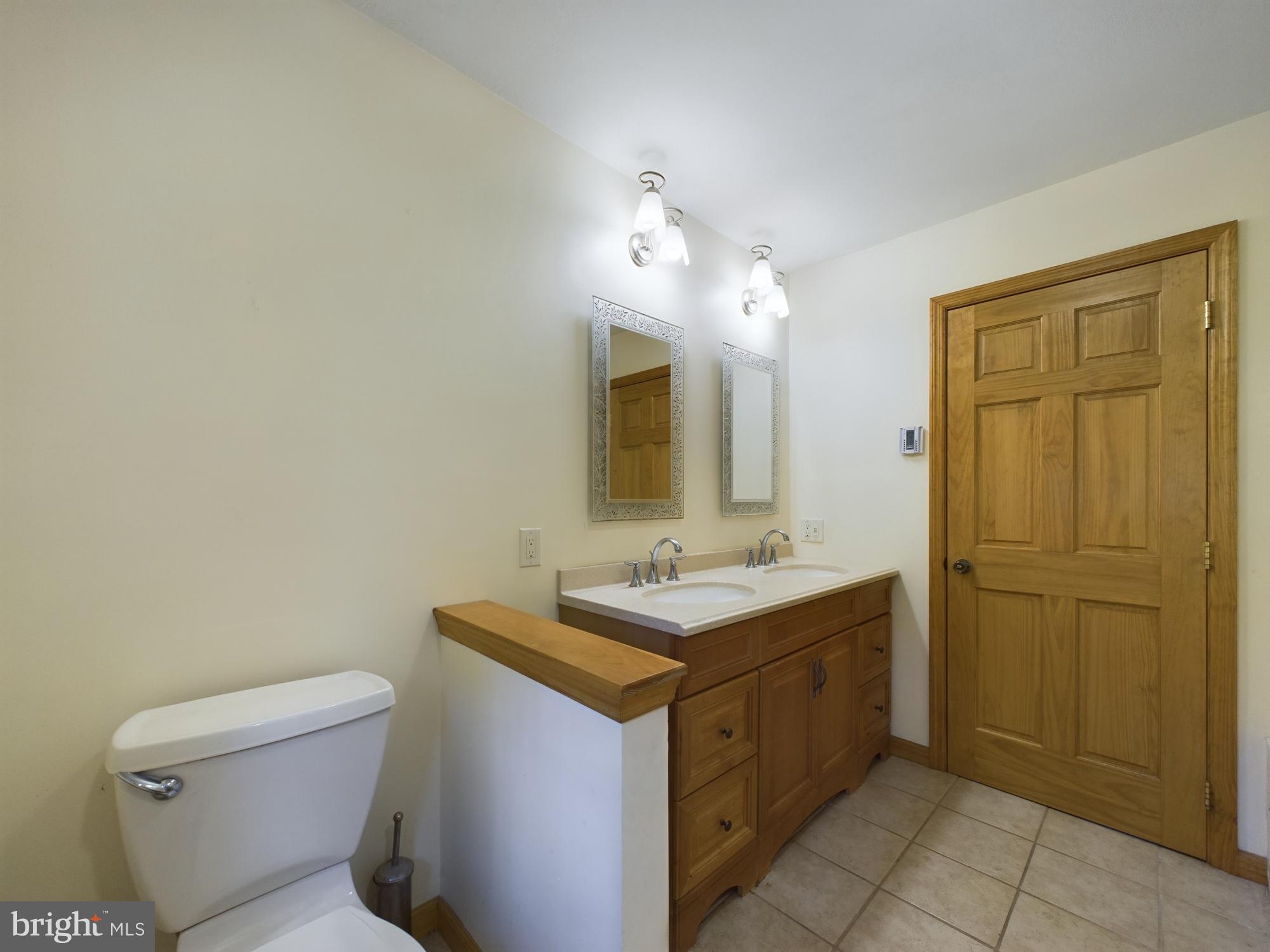 LAKE NAOMI - Residential