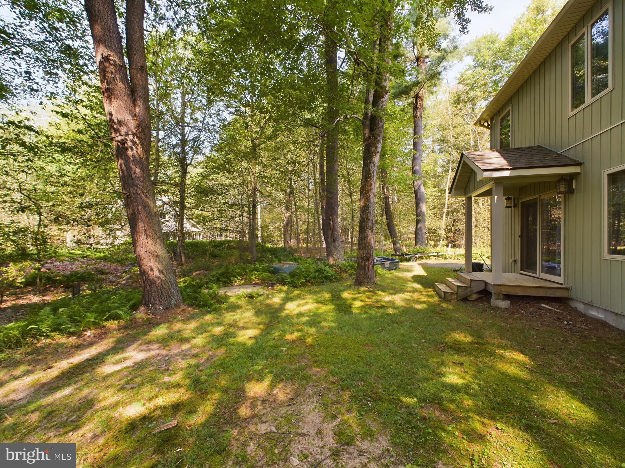 LAKE NAOMI - Residential