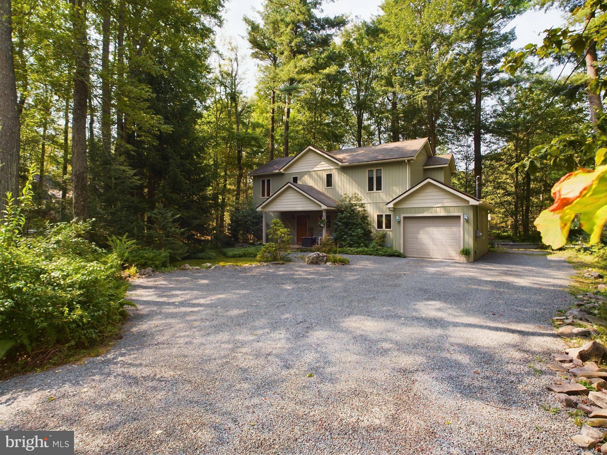 LAKE NAOMI - Residential