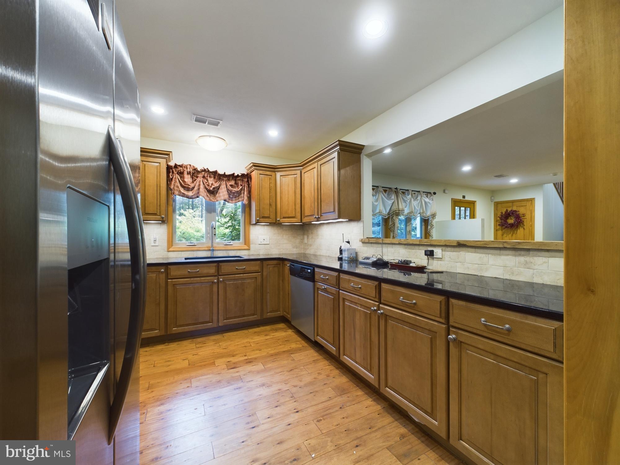 LAKE NAOMI - Residential