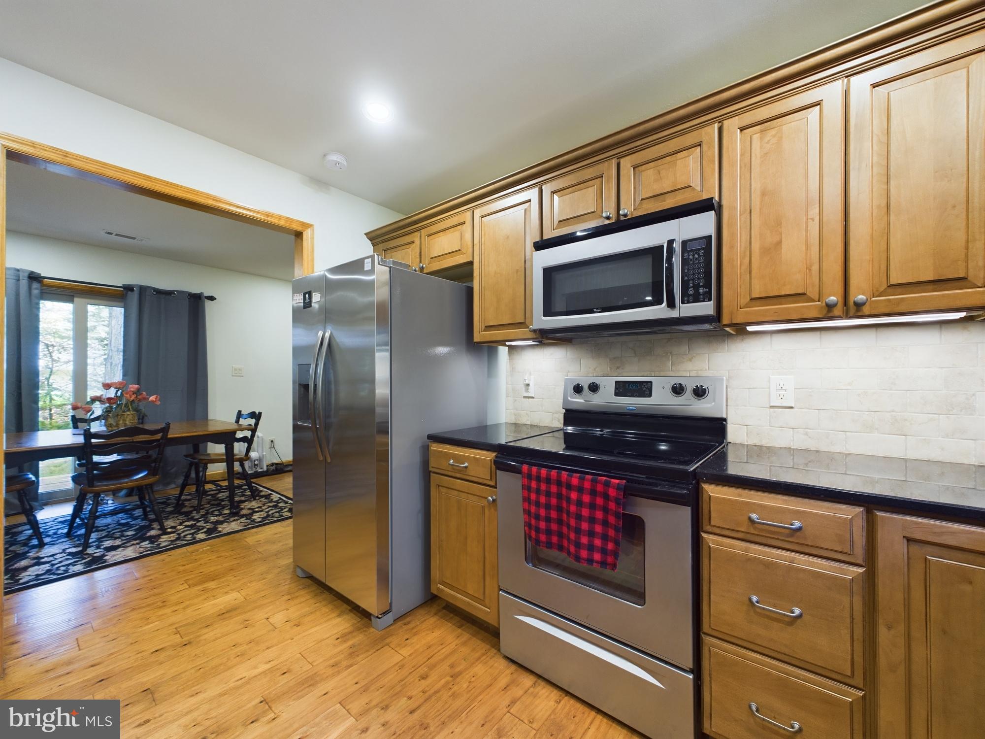 LAKE NAOMI - Residential