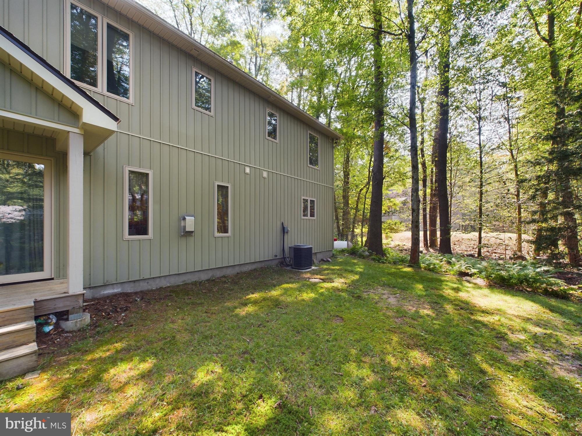 LAKE NAOMI - Residential