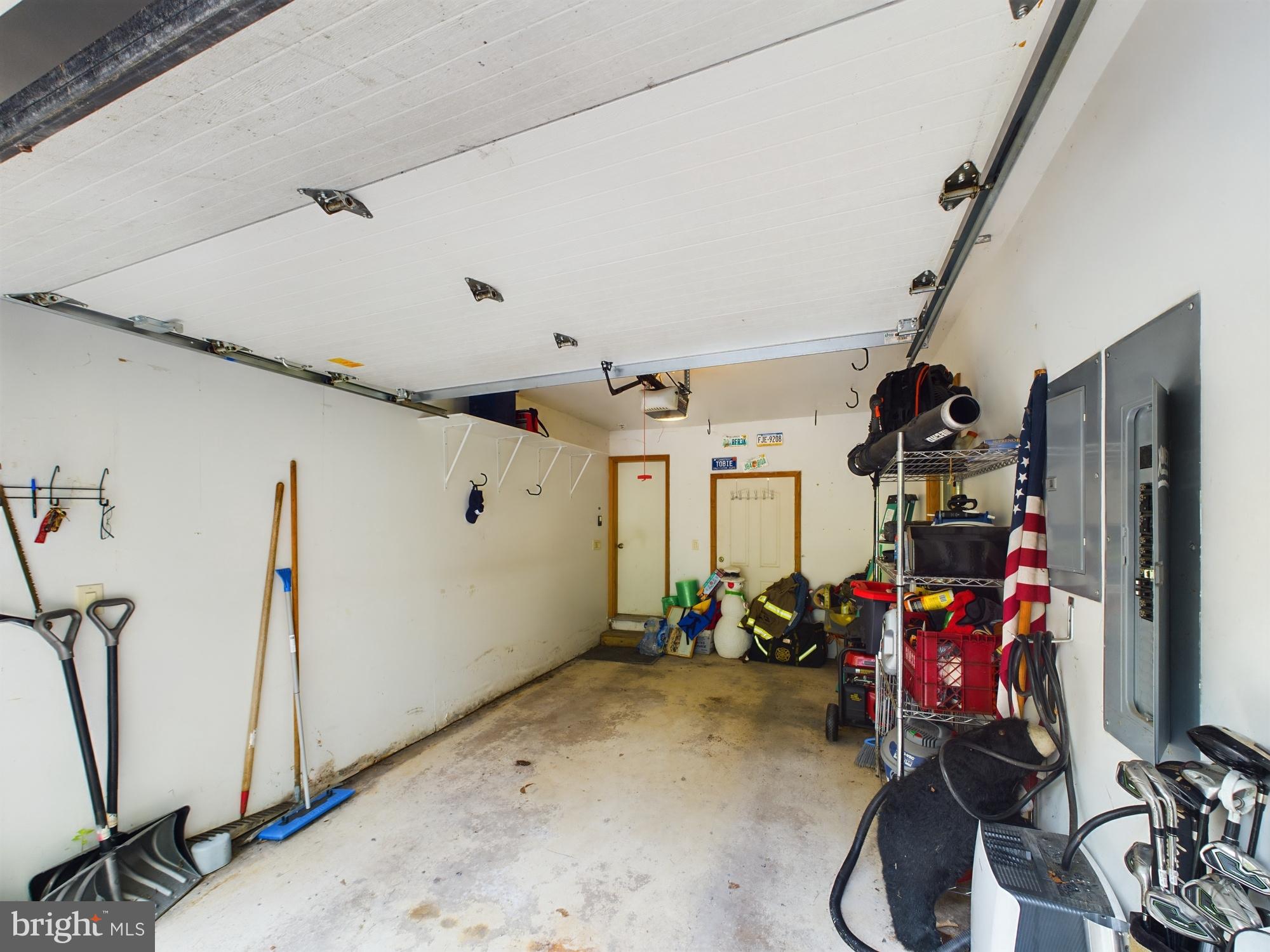 LAKE NAOMI - Residential