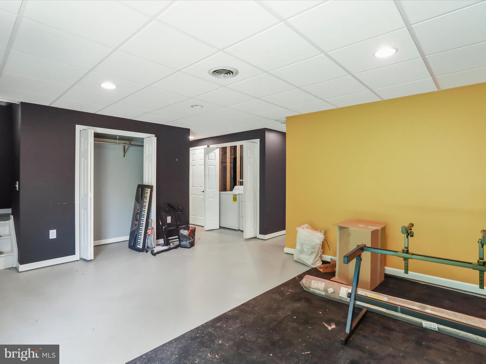 MADISON HEIGHTS - Residential