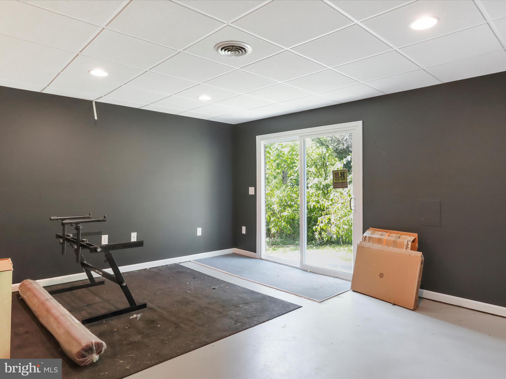 MADISON HEIGHTS - Residential