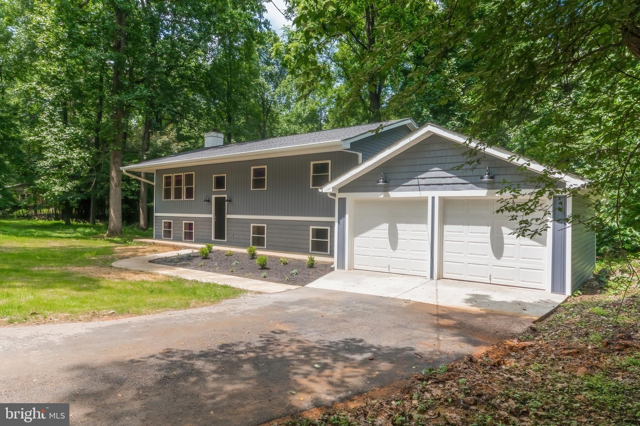 CHAPLINE'S CHOICE - Residential