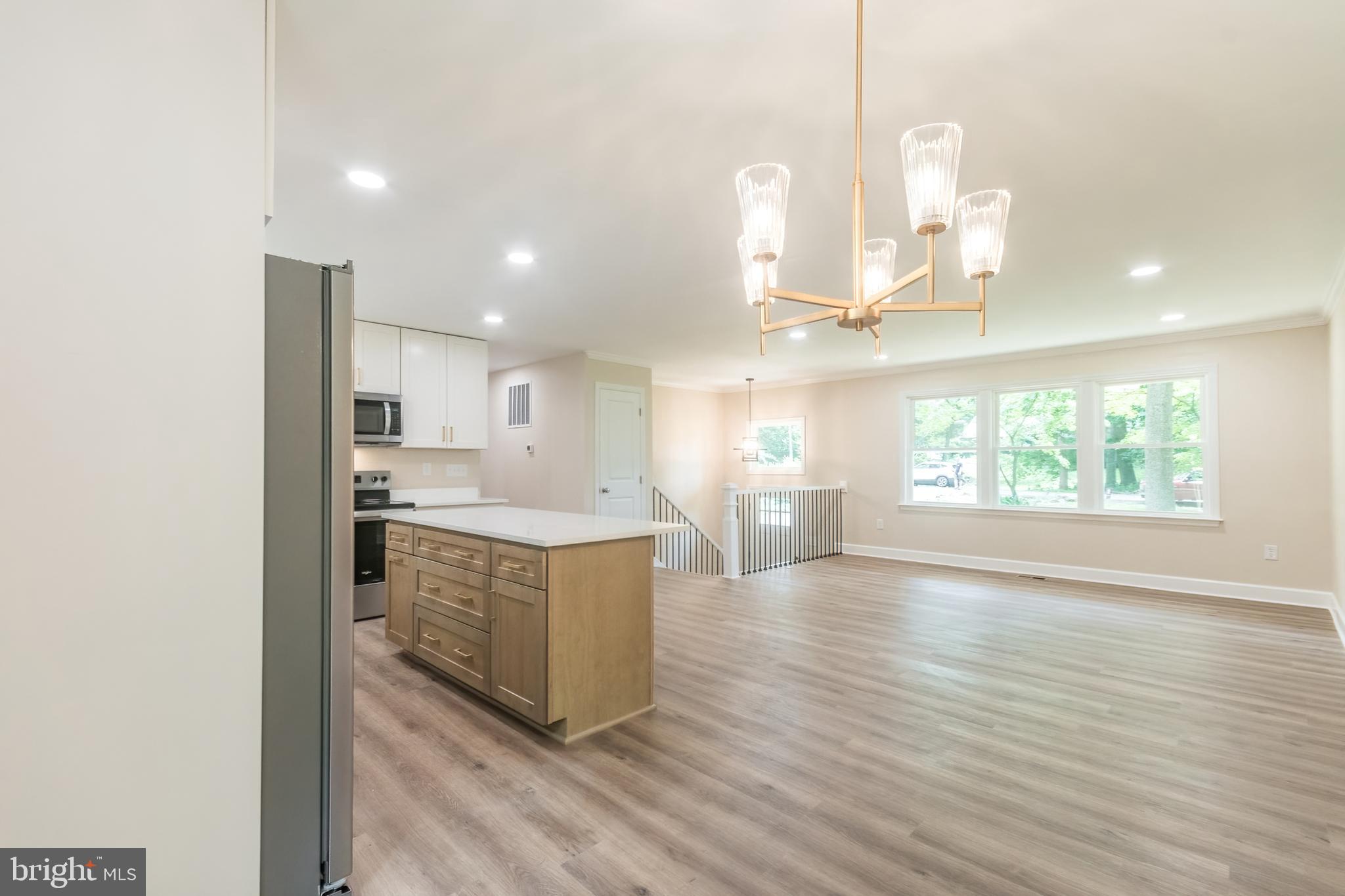 CHAPLINE'S CHOICE - Residential