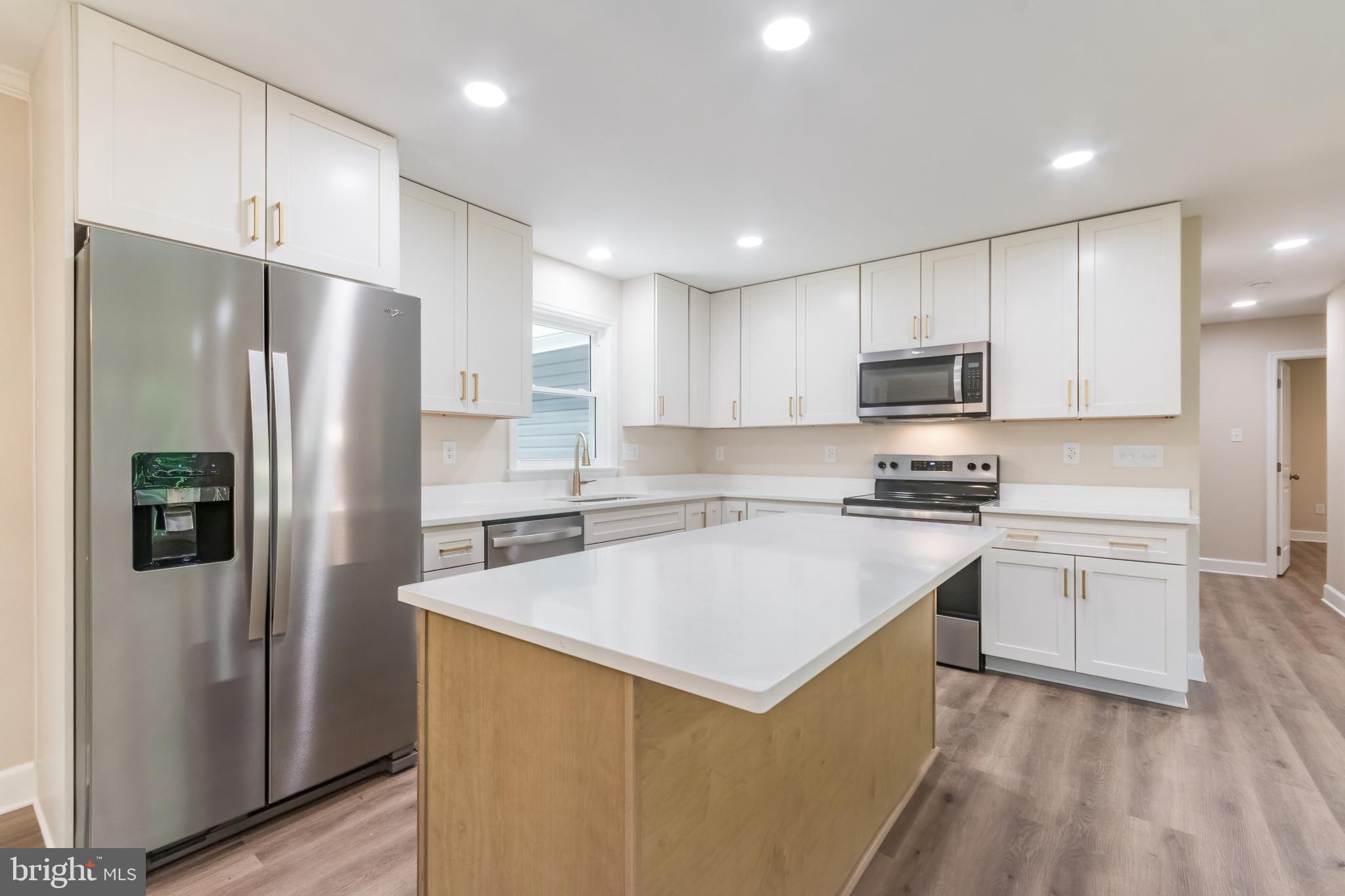 CHAPLINE'S CHOICE - Residential