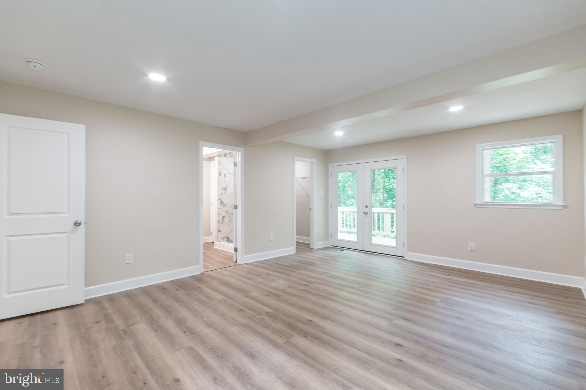 CHAPLINE'S CHOICE - Residential