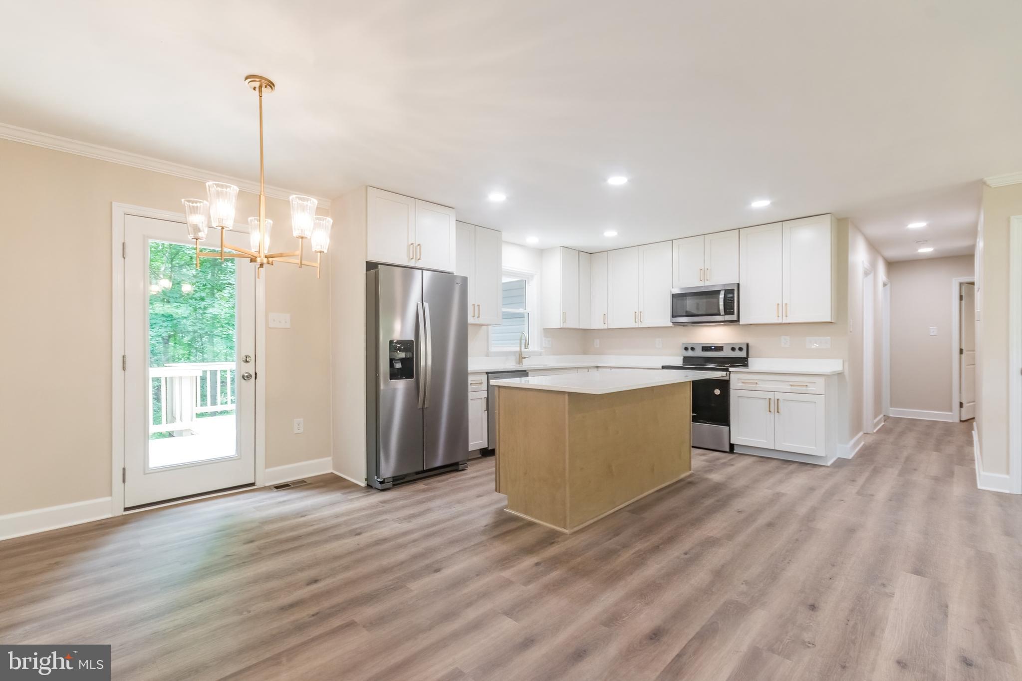 CHAPLINE'S CHOICE - Residential