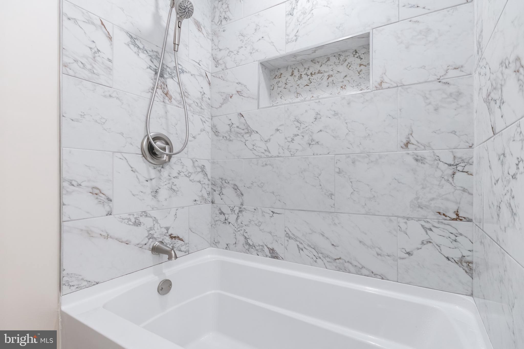 CHAPLINE'S CHOICE - Residential