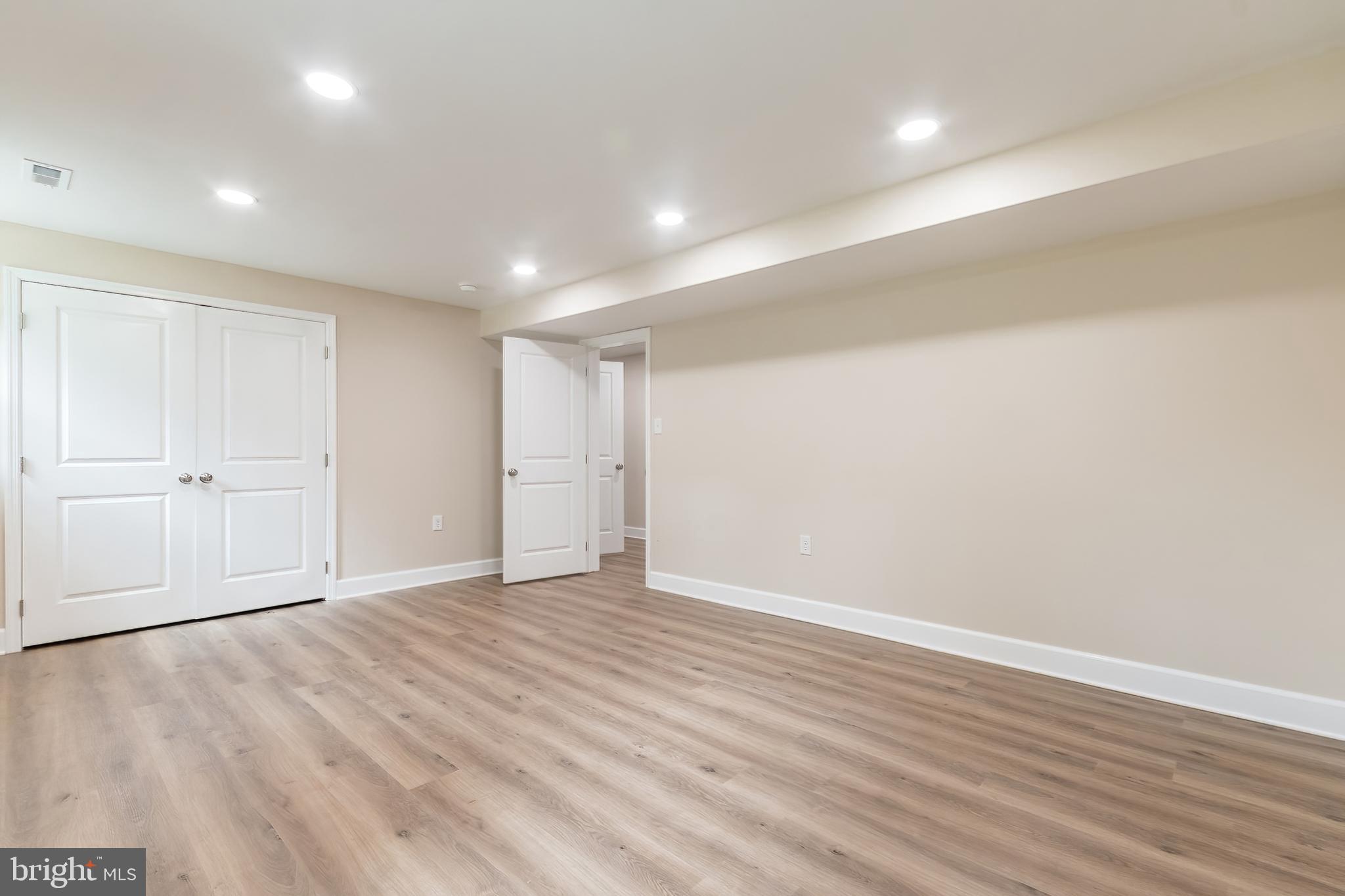 CHAPLINE'S CHOICE - Residential