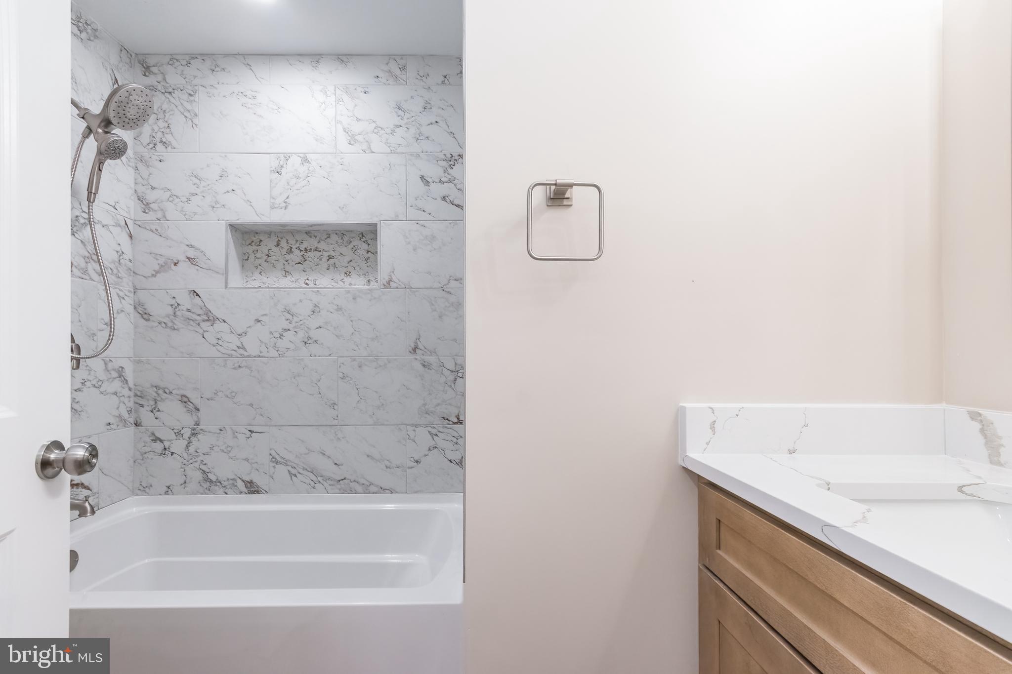 CHAPLINE'S CHOICE - Residential