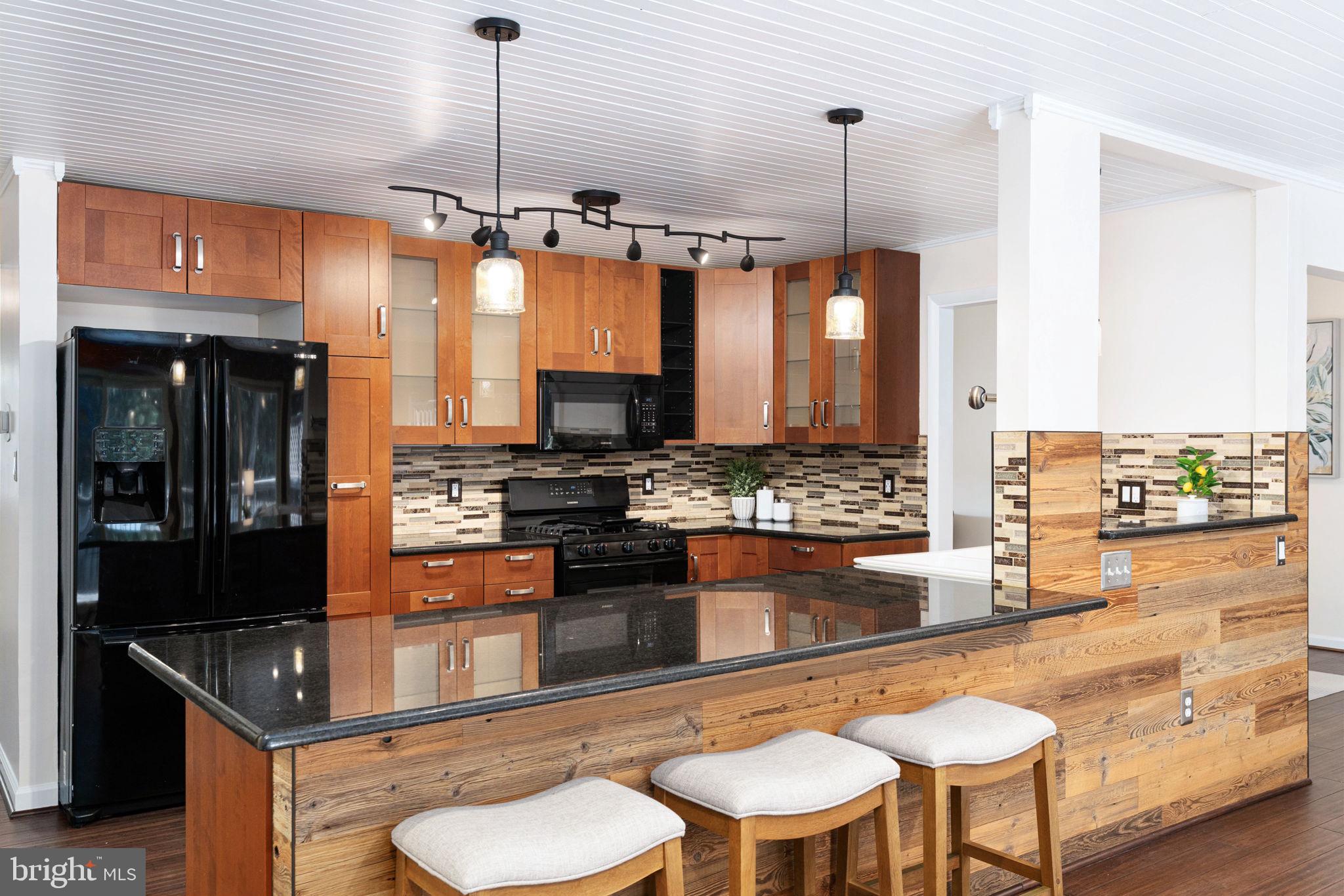 STRATFORD LANDING - Residential