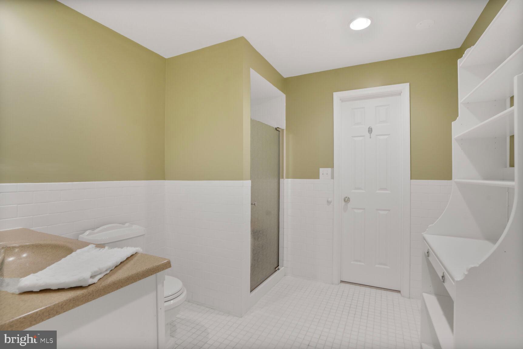 DARNESTOWN OUTSIDE - Residential